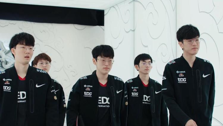 决将上演 决将上演