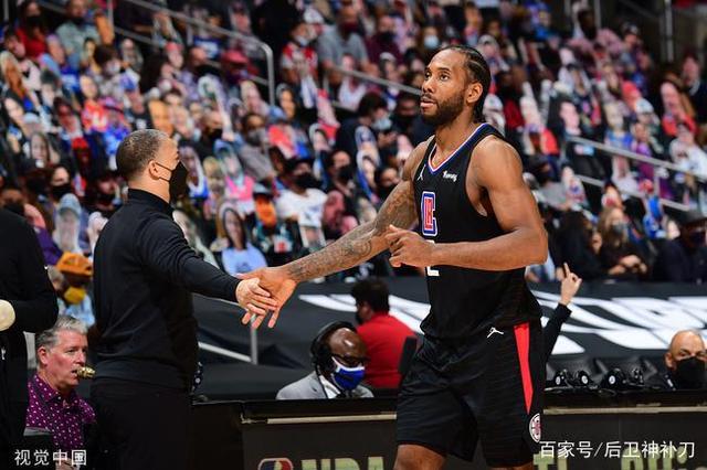 暂时陷入沉 暂时陷入沉