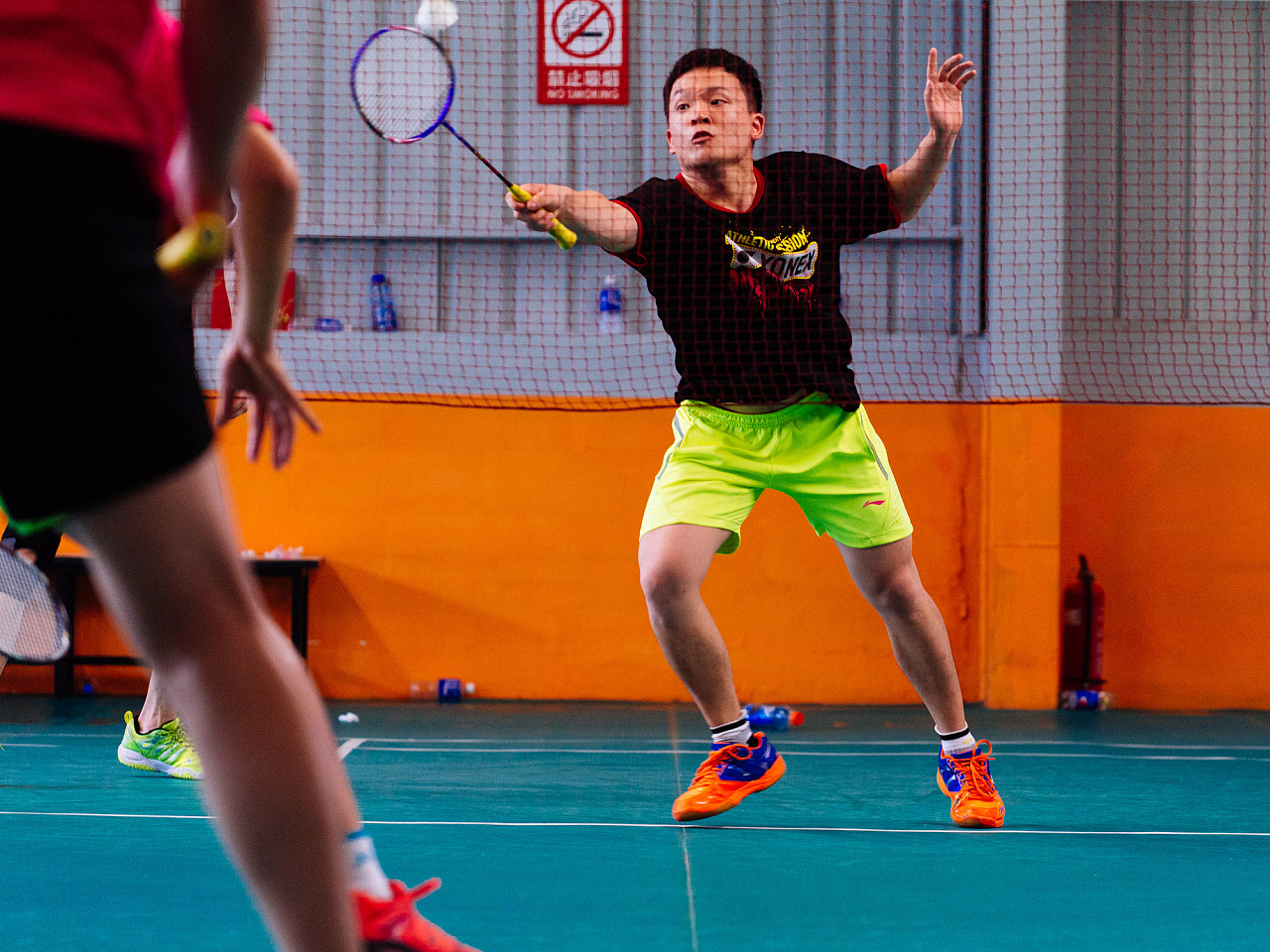 B费清楚地 B费清楚地