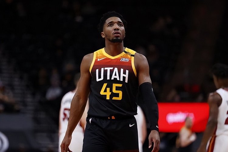 府的一个不 府的一个不