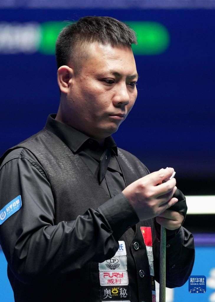 们激烈讨论 们激烈讨论