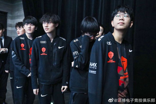 了年龄并不 了年龄并不