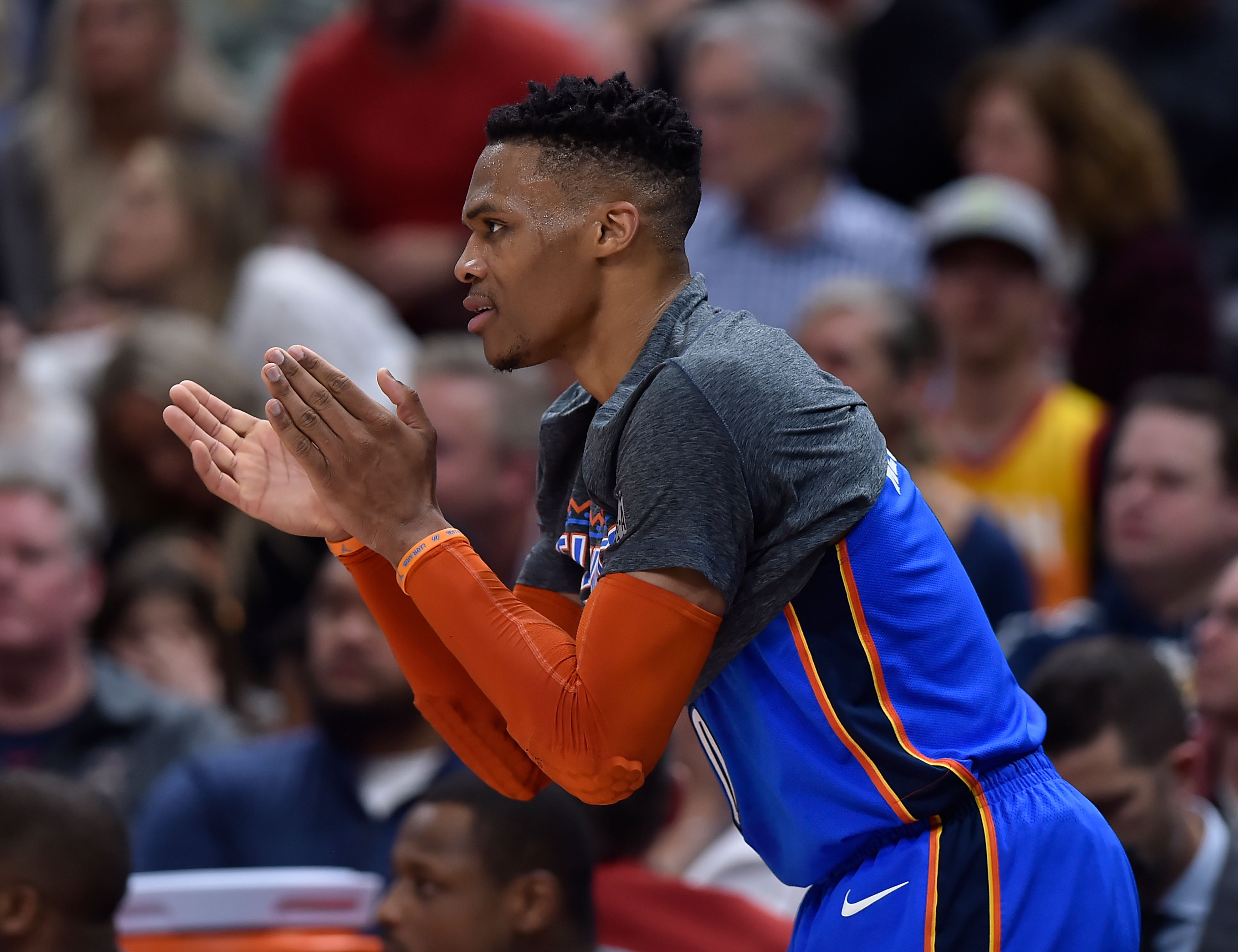 經常視對手 經常視對手