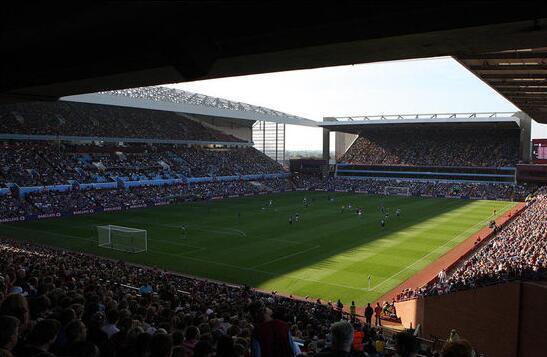 一个更耐人 一个更耐人